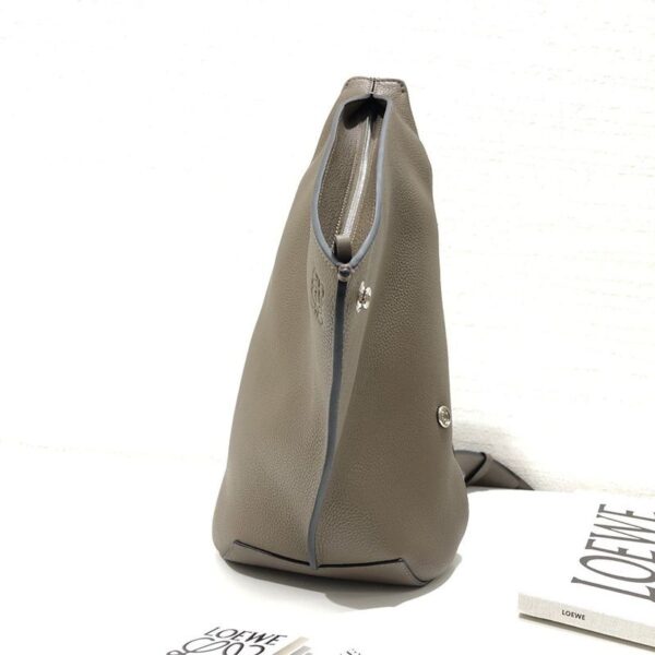 人気急上昇ロエベ ショルダーバッグ 偽物 アントン スリング Anton Sling カーフスキン lod74176