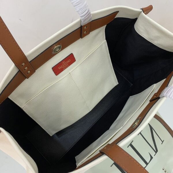 入手困難ヴァレンティノ トートバッグ 偽物 ショッピングバッグ NEON VLTN キャンバス ミディアム Vui76345