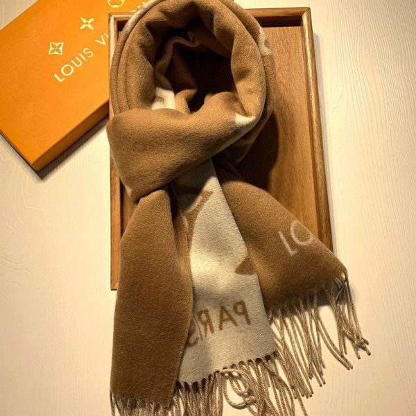 完売必至 お洒落に♪ルイヴィトン カシミヤ タッセル マフラ 偽物 vum94325