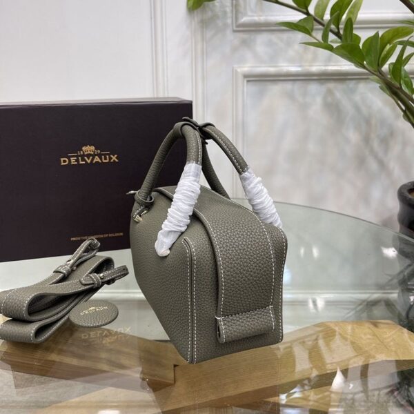 《大人気》DELVAUX 偽物◆Cool Box Mini ソフトグレインレザー製 ハンドバッグ Dee10502