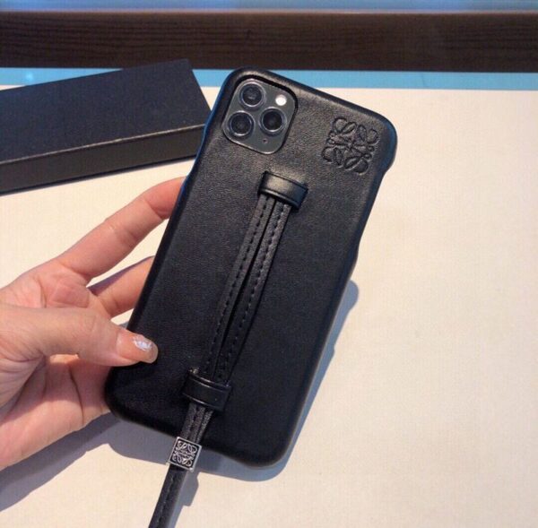 22AW最新作【ロエベ ケース コピー】レザー iPhone用ケース loc70750