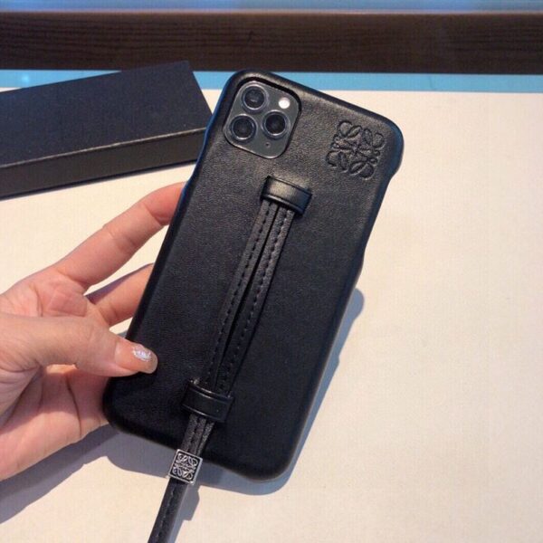 22AW最新作【ロエベ ケース コピー】レザー iPhone用ケース loc70750