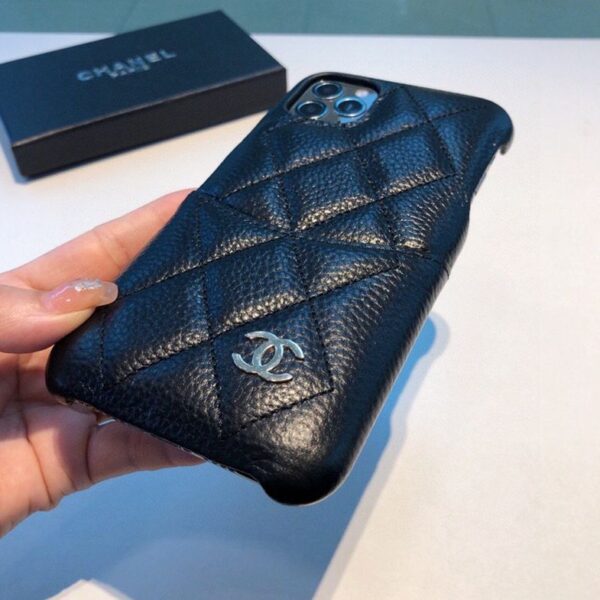 ☆超人気☆シャネル スマホケース コピー iPhone11/12/13ケース shv21568