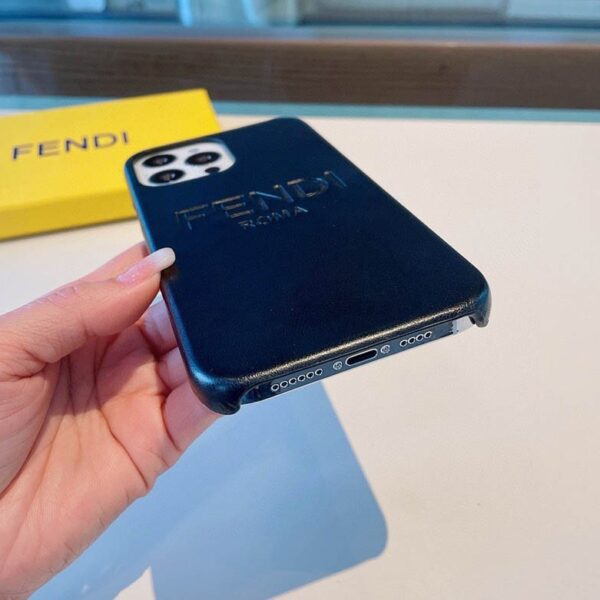 可愛い 【★フェンディ】iPhone 13/12/11Pro ケース 偽物 fed45873