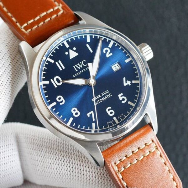 世界中で大人気♪IWC コピー パイロットウォッチ マーク18 プティプランス iwx76613