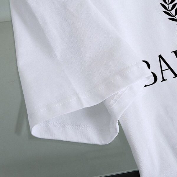 世界中で大人気♪バレンシアガ 偽物 クルーネック Tシャツ BB bab09448