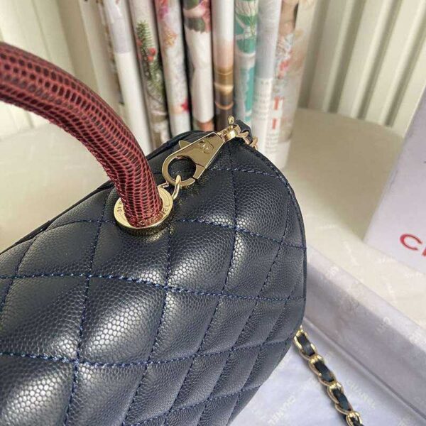 21-22AW 大人気♪シャネル 偽物 キャビアスキン ショルダーバッグ shz55522