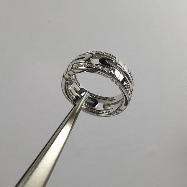 定番　綺麗なブルガリ ダイヤ 18Kゴールド リング スーパーコピーN級品 Buf75119