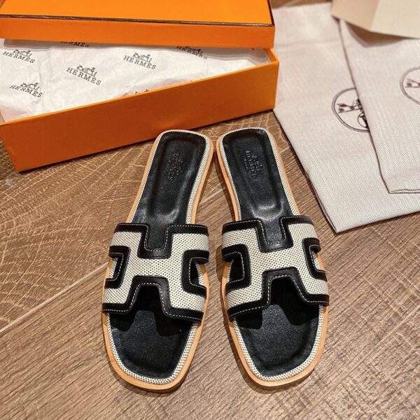 超話題!送込エルメス Oran sandal コピー オラン レザー＆キャンバス サンダル erq02555