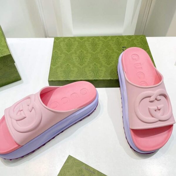 ♡足元上品に♪グッチ GG マフィン厚底サンダル 偽物 入手困難 gup53923