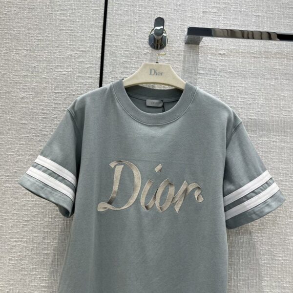 定番新作ディオール オーガニックコットンジャージー Tシャツ 偽物 deq36146