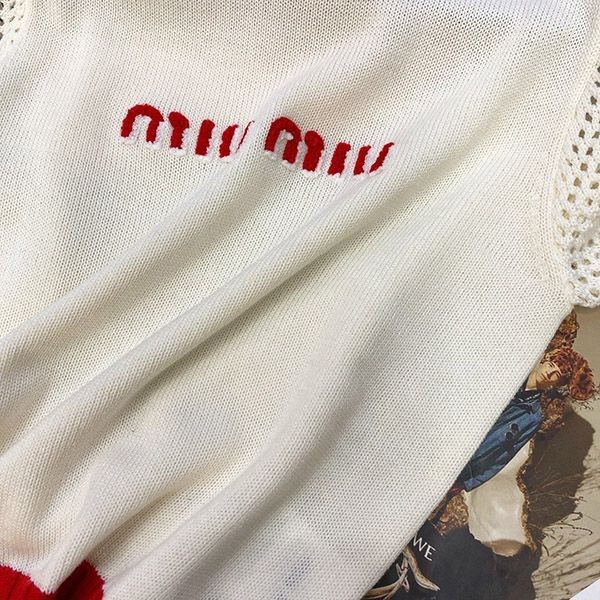 入手困難ミュウミュウ 刺繍入りTシャツ 偽物 コットン myn17950