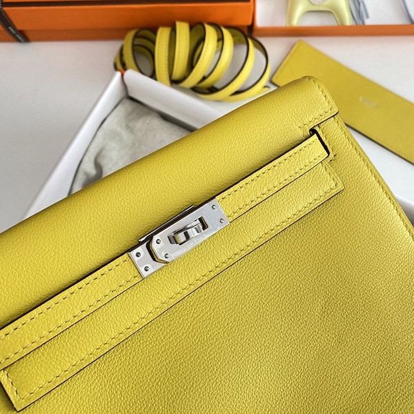 希少色エルメス コピー ケリーダンス 22cm 内縫 2色金具 ers52295
