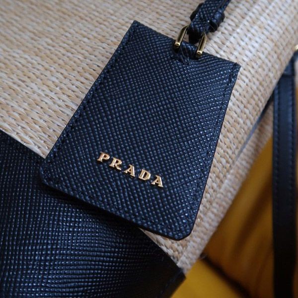 大人気！プラダ ウィッカーxキャンバス 偽物 カゴバッグ puf93886