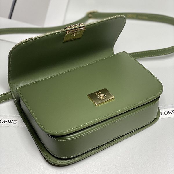 大人気 ロエベ アナグラム ジャカード ショルダーバッグ 偽物 loz46800
