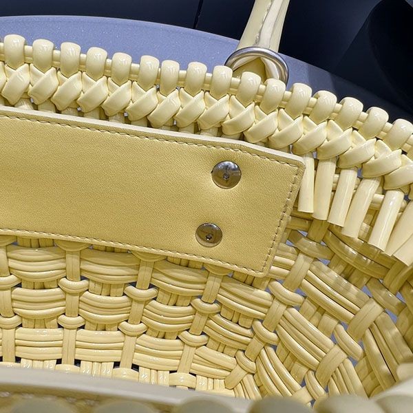 バレンシアガ★Bistro Bucket Bag 偽物ビストロバケットバッグ bac04215