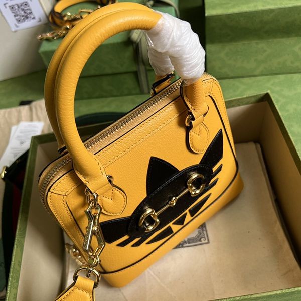 ★日本!!人気！話題コラボ アディダス グッチ コピー ホースビット1955 ミニバッグ 677212U3ZDG7775