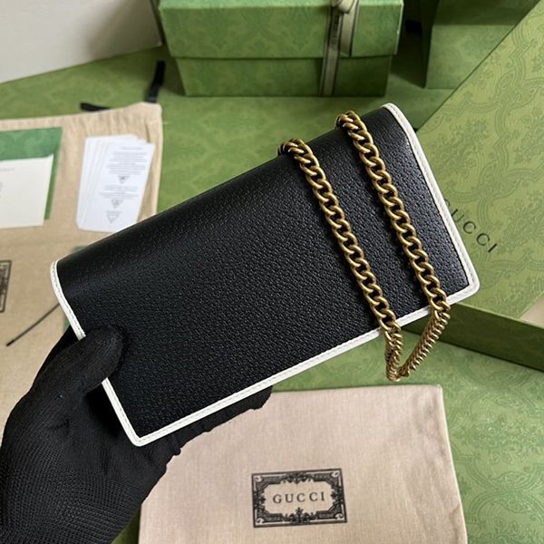 入手困難アディダス×グッチ 偽物 チェーン付き ウォレット ショルダーバッグ
