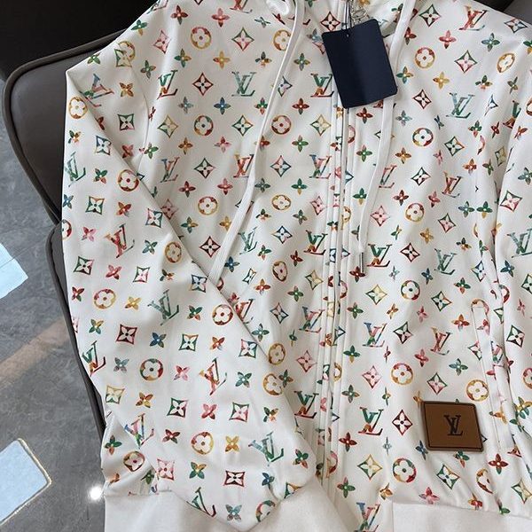 【セットアップで着たい☆】ルイヴィトン ヴィンテージフラワーモノグラムフーディ偽物 上下セット 1AAMF5