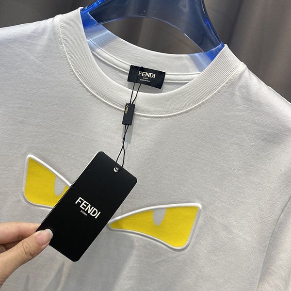 超話題!フェンディ モンスター バッグバグス Tシャツ 偽物 fem35090