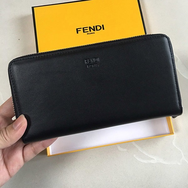 フェンディ コピー ブラックレザー ジップウォレット 長財布 バッグ バグズ feh99103