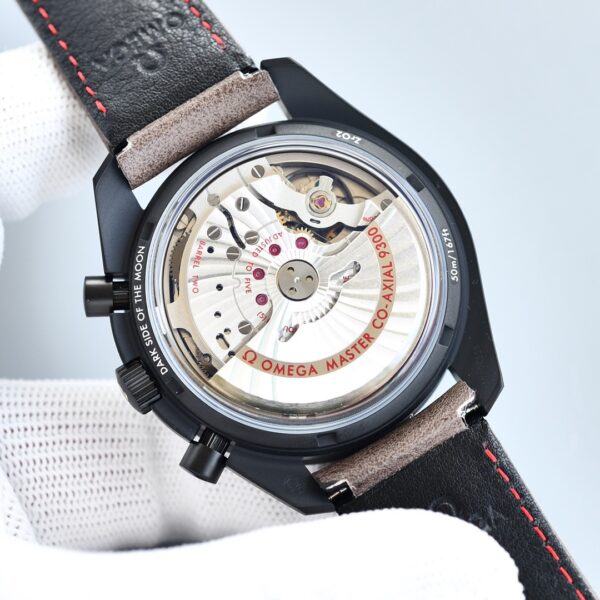 目を惹くカラーオメガ スーパーコピー★スピードマスター レーシング 40mm 326.32.40.50.02.001