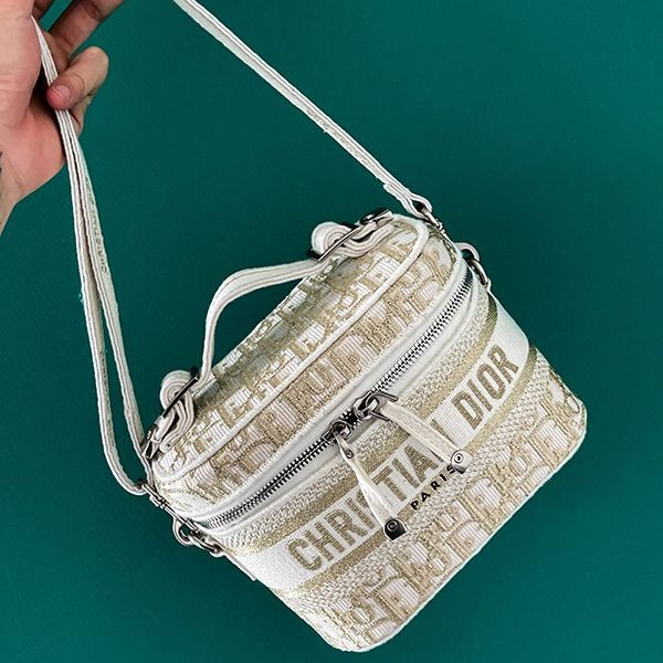 【日本未発売】ディオール TRAVEL バニティバッグ バニティケース コピー dey85807