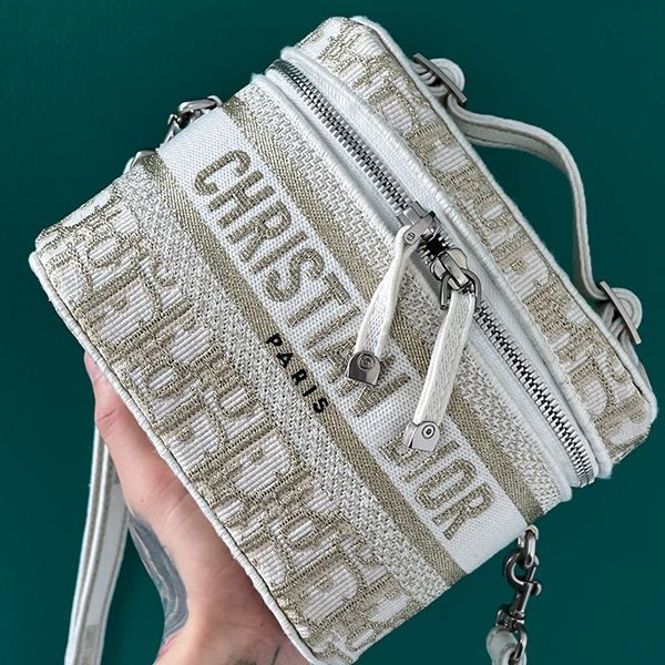 【日本未発売】ディオール TRAVEL バニティバッグ バニティケース コピー dey85807