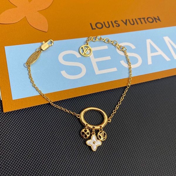 お洒落に♪ルイヴィトン モノグラム ネックレス スーパーコピー vus87212