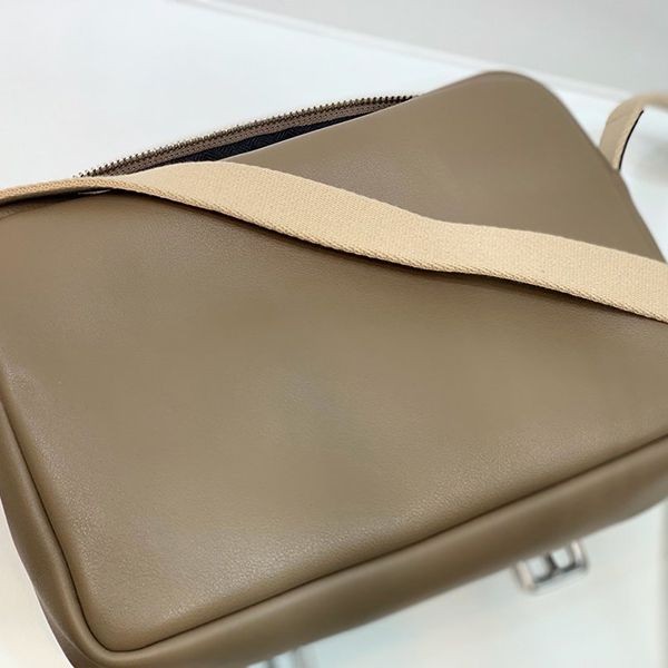 稀少ロエベ ミリタリー メッセンジャーバッグ XS 偽物 loy79066