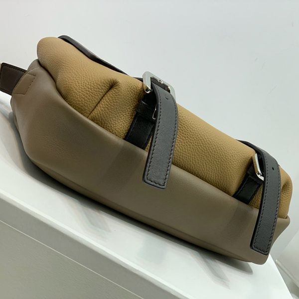 稀少ロエベ ミリタリー メッセンジャーバッグ XS 偽物 loy79066