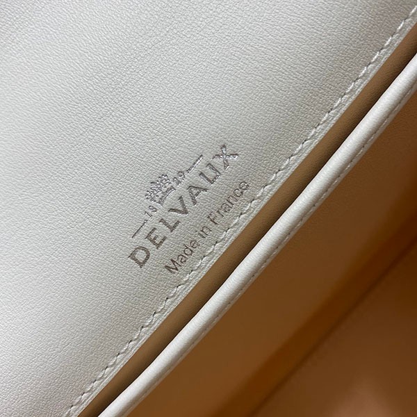 デルヴォー 偽物 ブリヨン もこもこ ハンドバッグ Dep77715