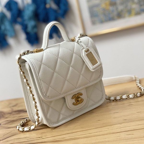 ☆超人気☆シャネル スモール トップハンドルフラップバッグ 偽物 she52944