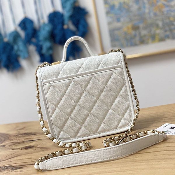 ☆超人気☆シャネル スモール トップハンドルフラップバッグ 偽物 she52944
