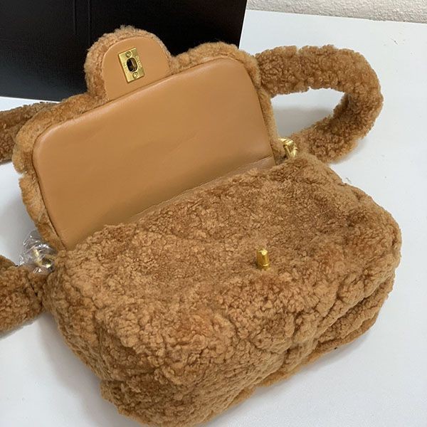 世界中で大人気♪シャネル ミニフラップバッグ ウール shb78042