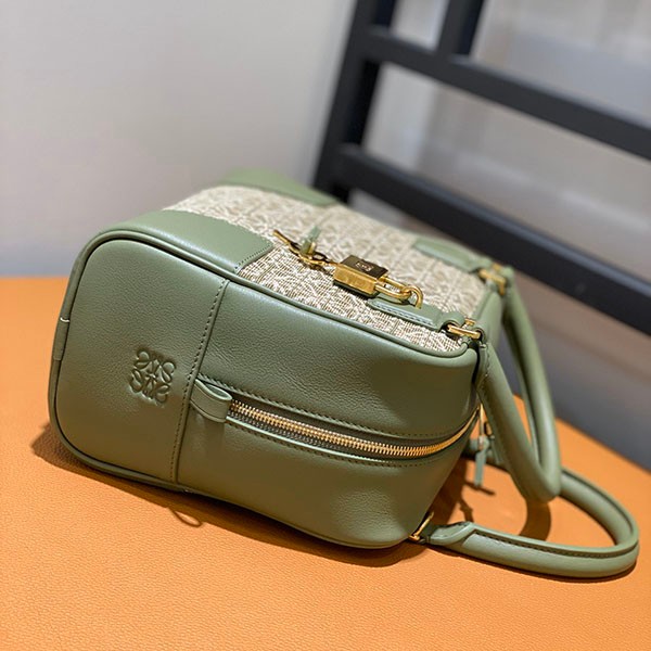 21-22AW ロエベ 大人気 アマソナ19 スクエア バッグ スーパーコピー lof28438