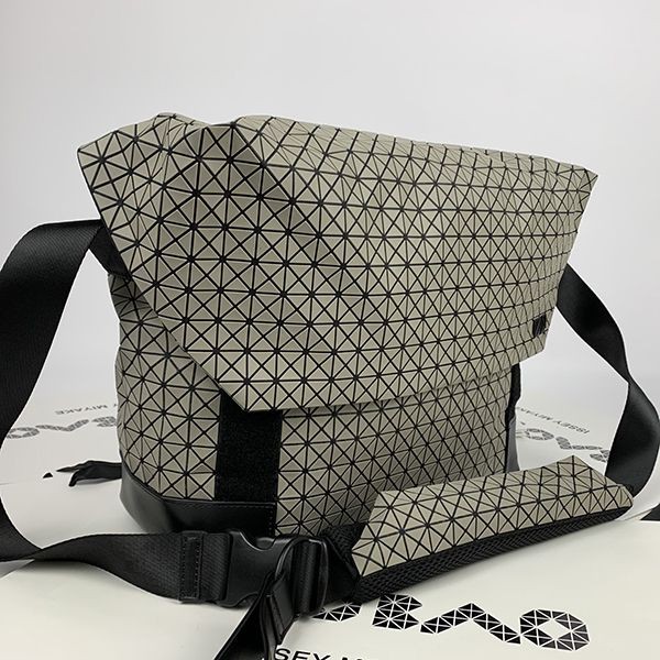 可愛いバオバオイッセイミヤケ ショルダーバッグ コピー bag92700