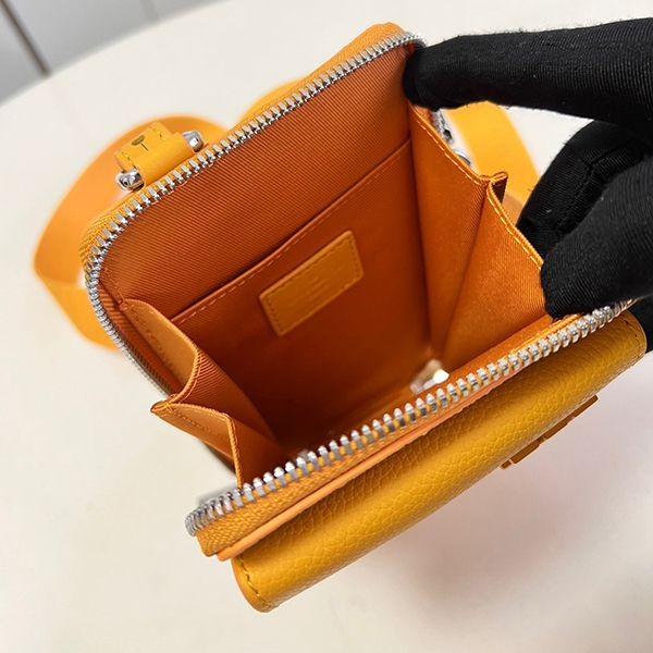 入手困難ルイヴィトン フォン ポーチ ショルダーバッグ コピー vur97619