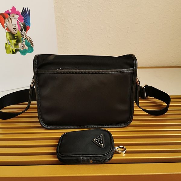 高品質プラダ Re-Nylon x サフィアーノレザー ショルダーバッグ コピー pun61743