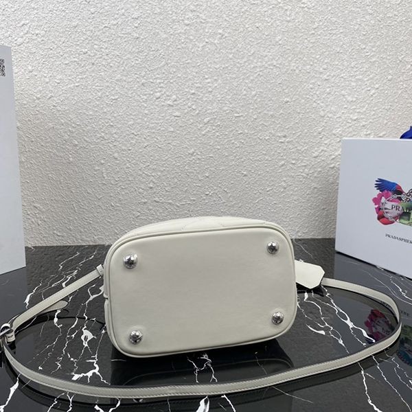 ハイブランド コラボ 2022プラダ ロゴ ハンドバッグ ショルダーバッグ 偽物 pug88292