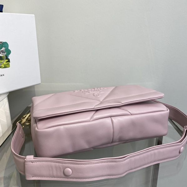 n級品 おすすめプラダ 偽物 パデッドナッパレザー ショルダーバッグ puz72378