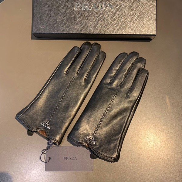 プラダ ロゴ付 ナッパレザー グローブ コピー pui33690
