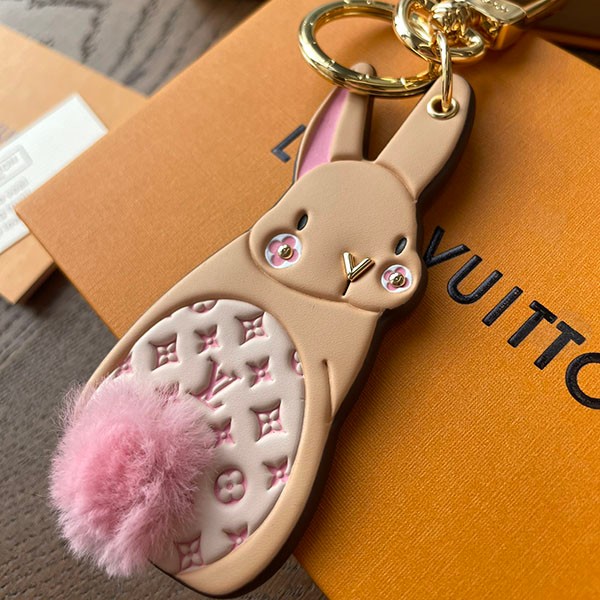 超話題!ルイヴィトン バッグチャーム兼キーホルダー ポルト 偽物 クレ・LV バニー M00994