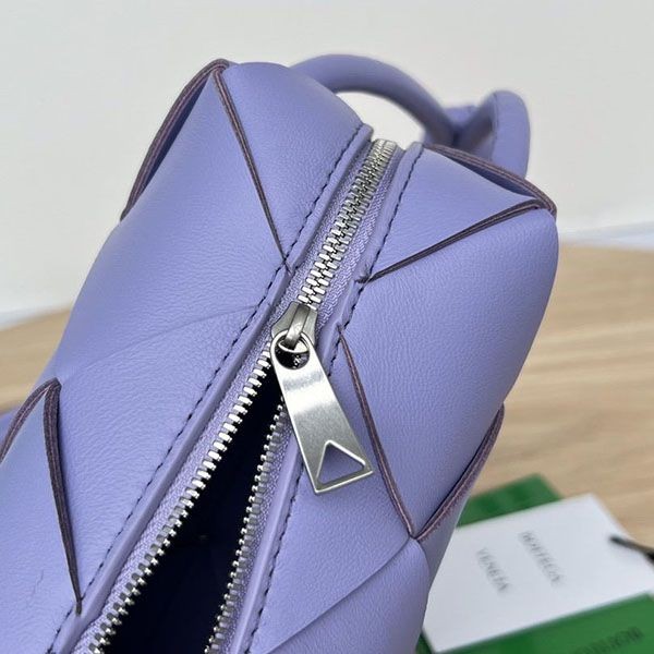 確保済み ボッテガ カセット スモール ショルダーバッグ 偽物 bos60632