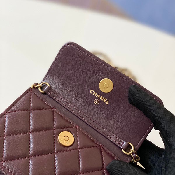 シャネル マトラッセ ショルダーバッグ 偽物 レッド shj59646