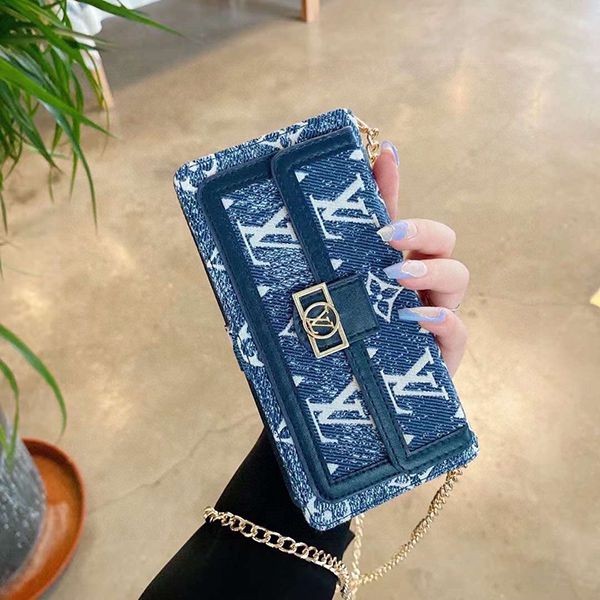 大人気！ルイヴィトン チェーン付き携帯電話バッグ 偽物 vuh16247