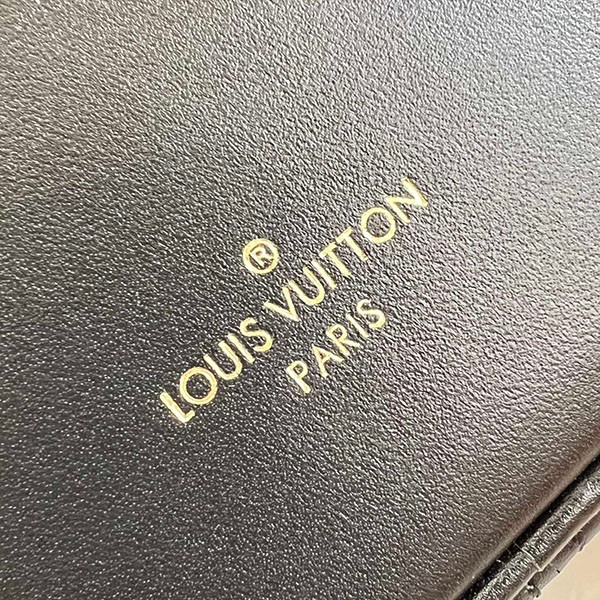 ルイヴィトン プティットボワットシャポー 偽物 ハンドバッグ vup56103