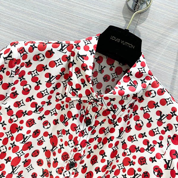 大人気!LV × YK 草間彌生 コラボ ドット シャツ コピー 白 レッド トップス 1AB7XX