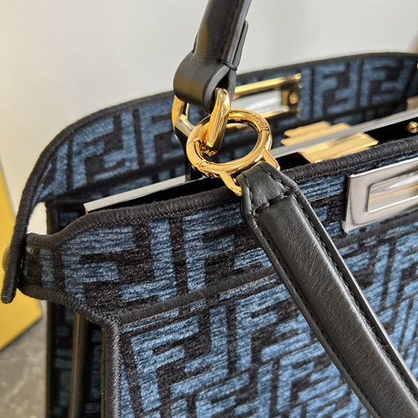 ブティック♪ フェンディ PEEKABOO X-TOTE トートバッグ 偽物 fet13786
