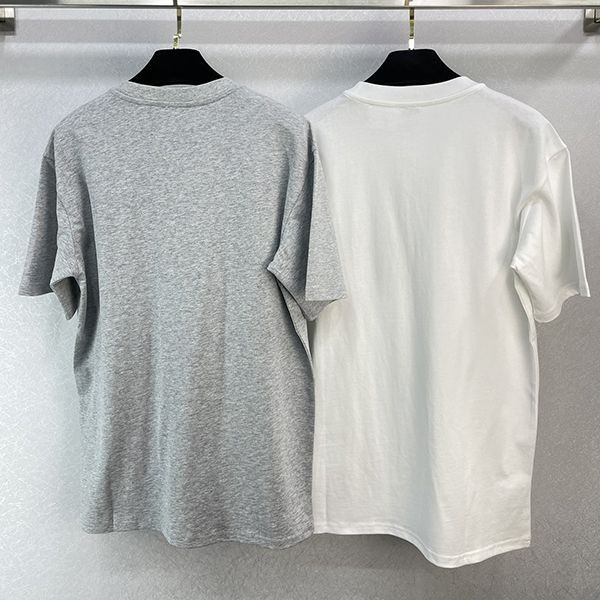 確保済みロエベ ヒン アナグラム Tシャツ 偽物 クルーネック 2色 loz53590